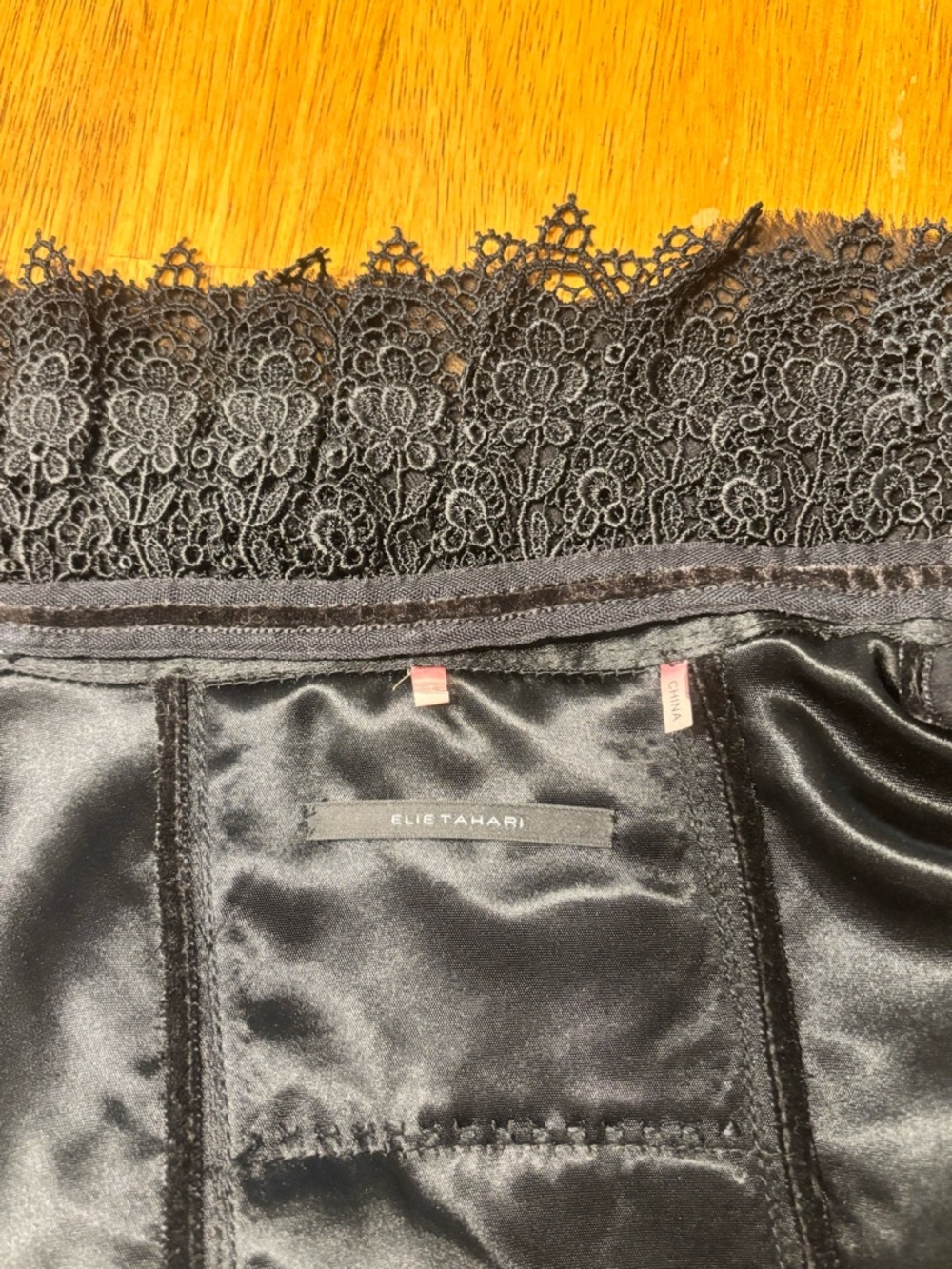 Vintage Elie Tahari  Women's Ruffled/Miltary Jacket - Picture 5 of 11